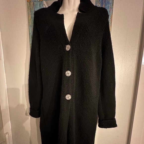 BLACK SWEATER COAT - Picture 1 of 3